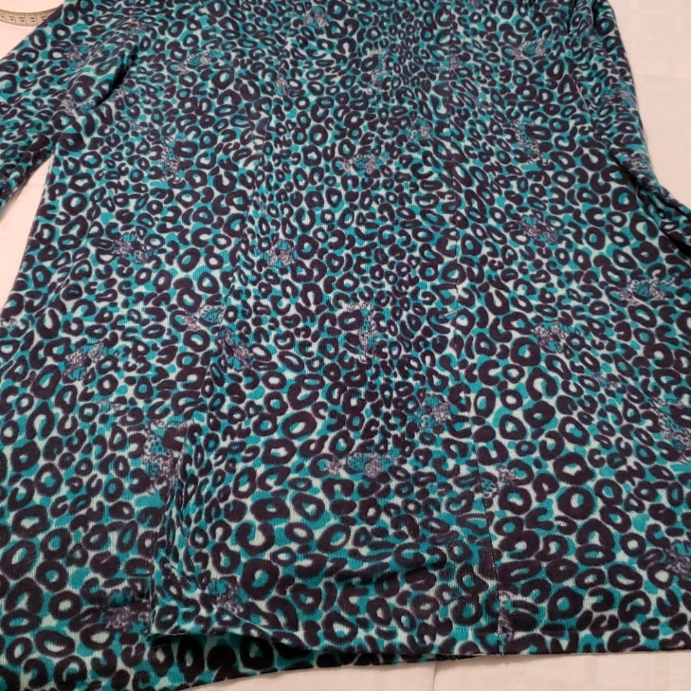 Lilly Pulitzer sweater - Picture 6 of 7